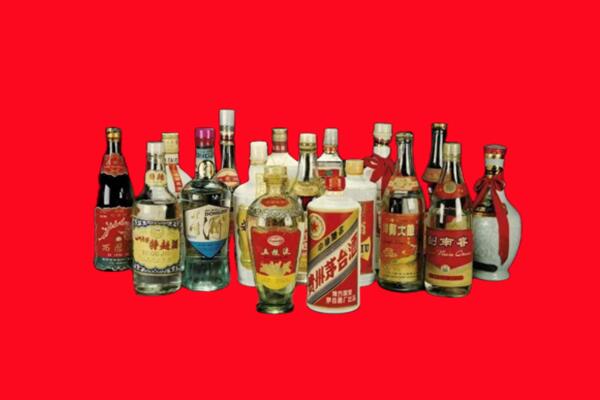 平塘县回收十八老酒.jpg